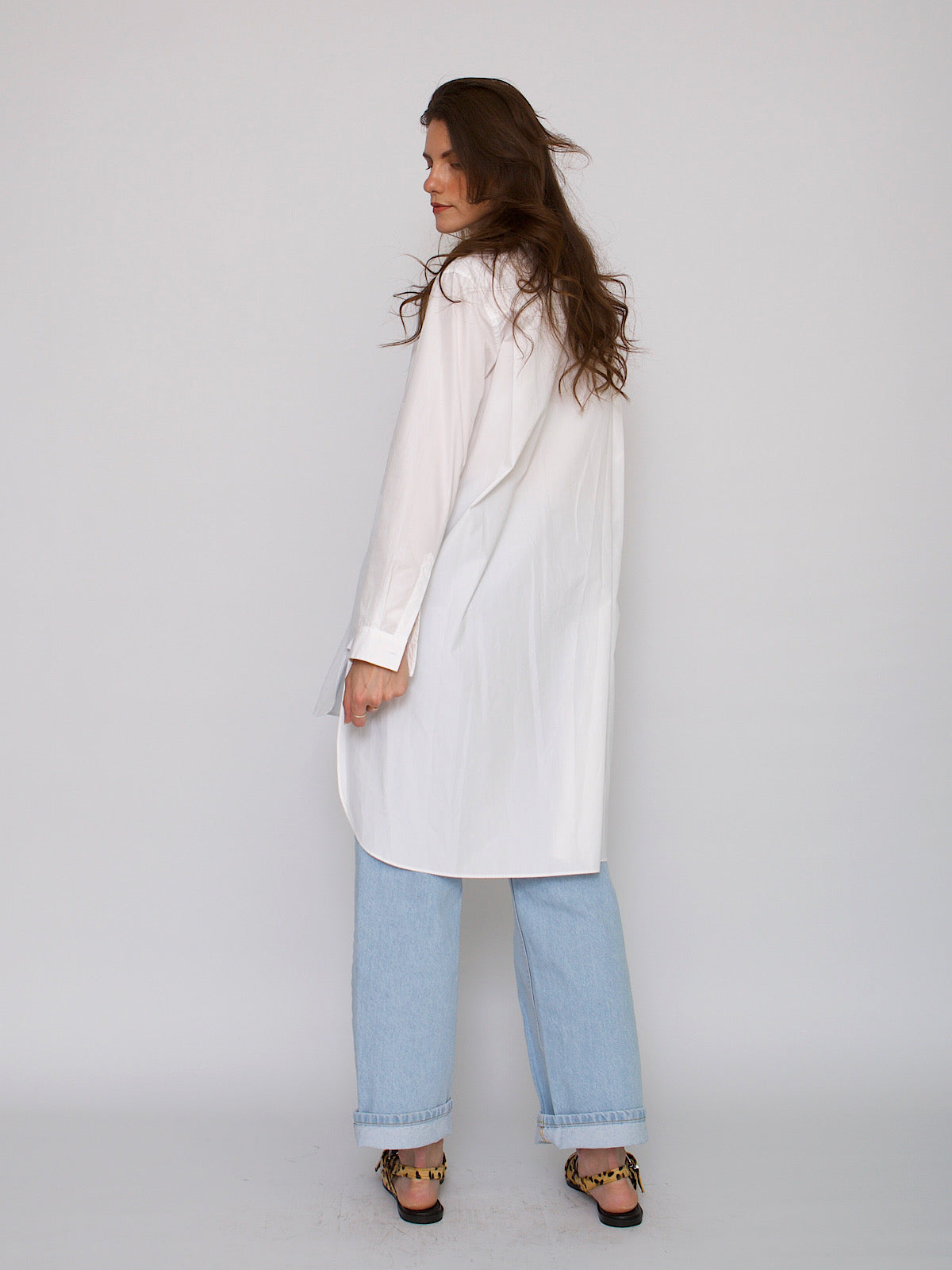 Unstructured white cotton shirt by Viktor & Rolf