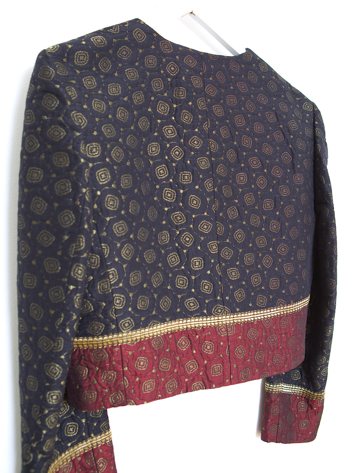 Vintage short jacket with pretty jewellery buttons
