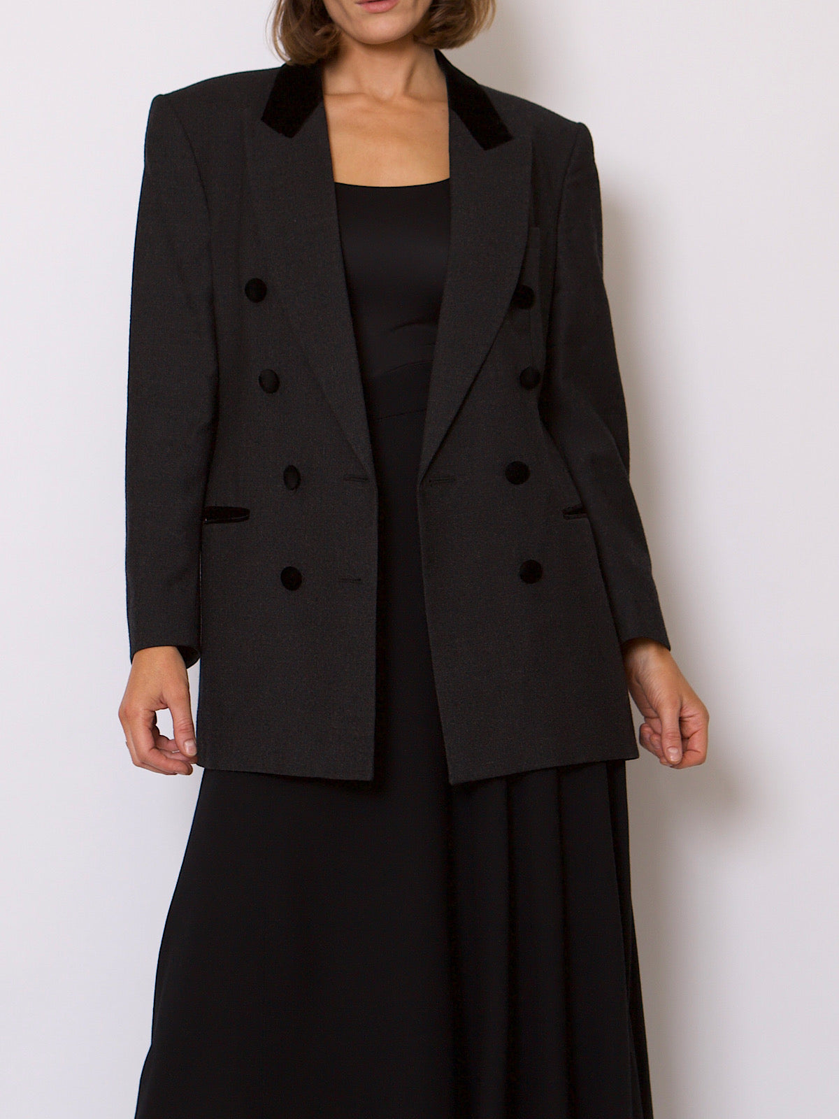 80s GREY WOOL VINTAGE BLAZER BLACK VELVET DETAILS