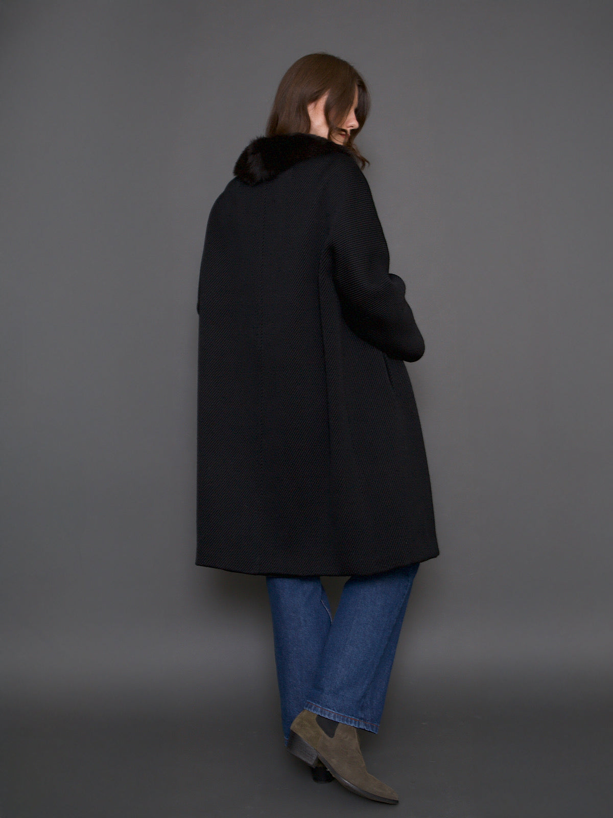 60S VINTAGE BLACK WOOL COAT FAUX FUR COLLAR