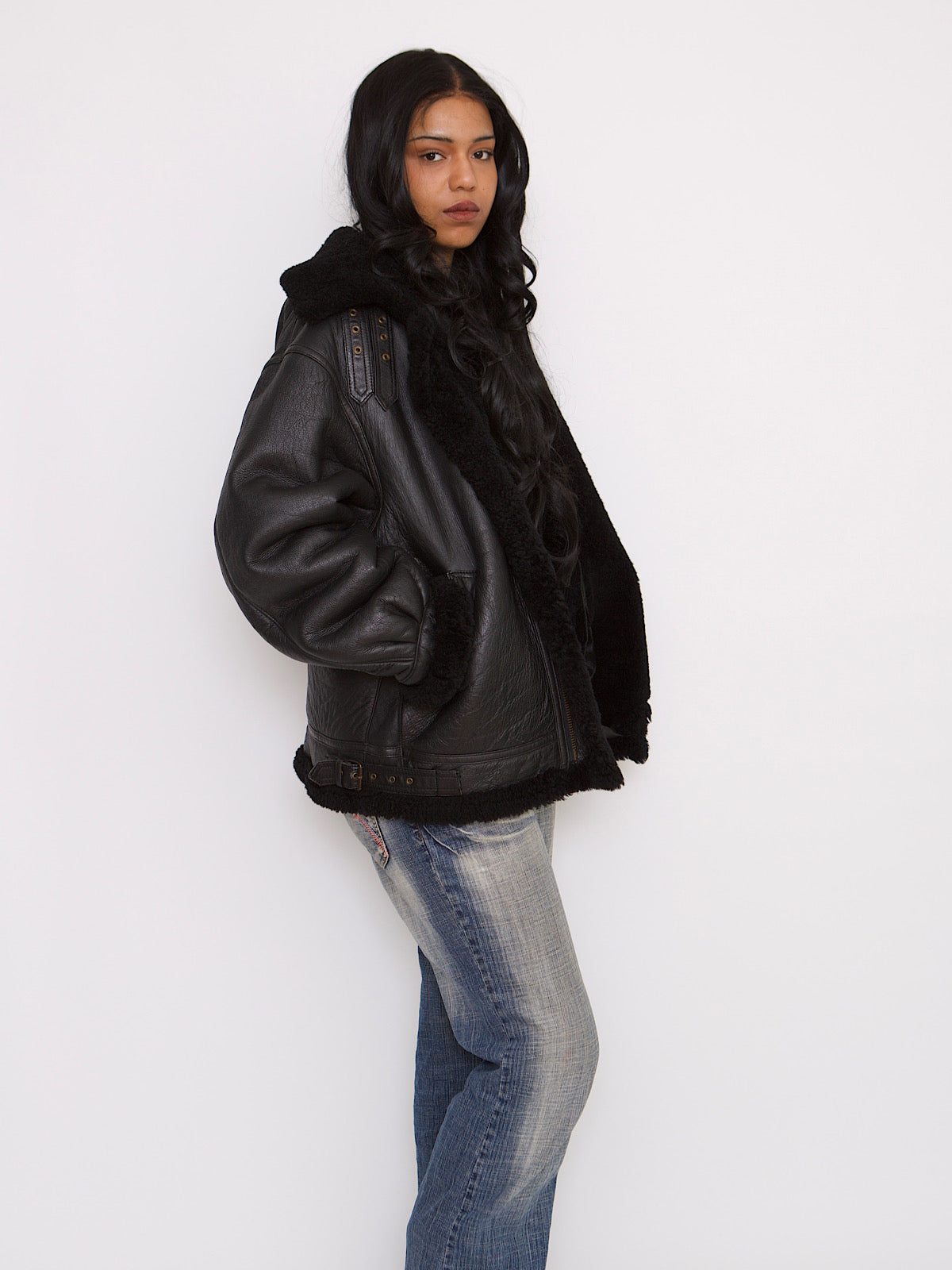 VINTAGE BLACK LEATHER SHEARLING FLYING JACKET