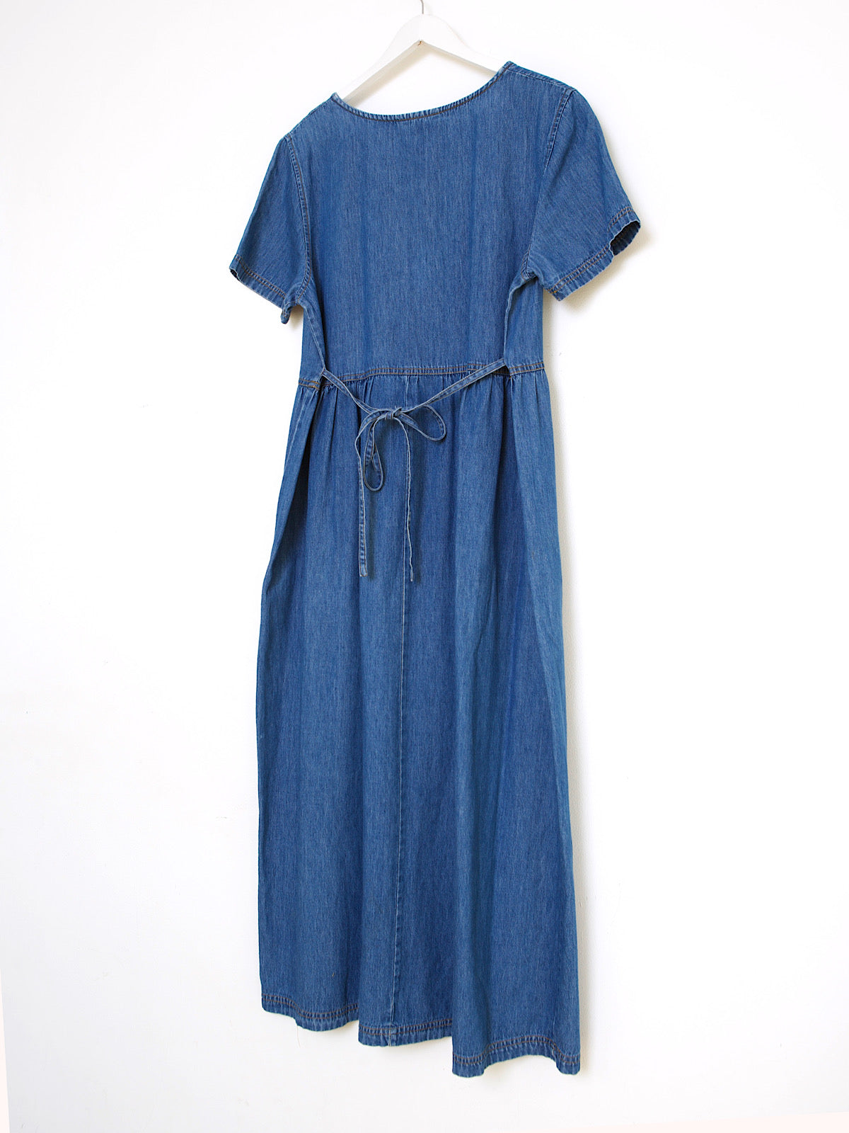 VINTAGE BLUE DENIM EMBROIDERED MIDI DRESS SHORT SLEEVES