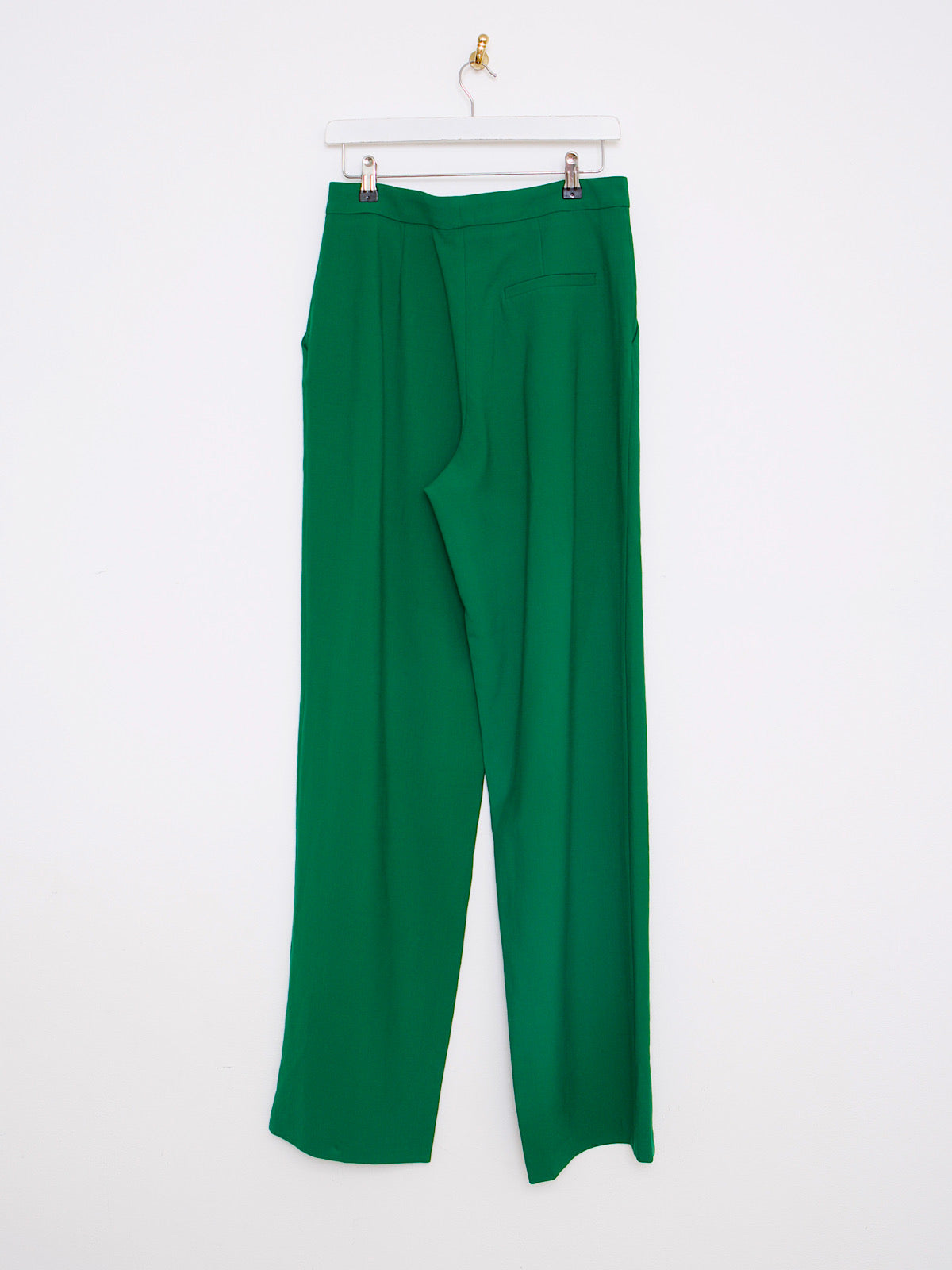 Smart green pleated trousers by CHINTI & PARKER