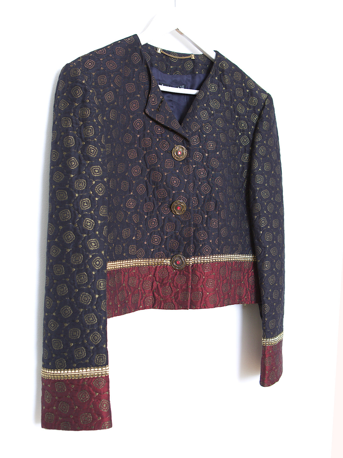 Vintage short jacket with pretty jewellery buttons