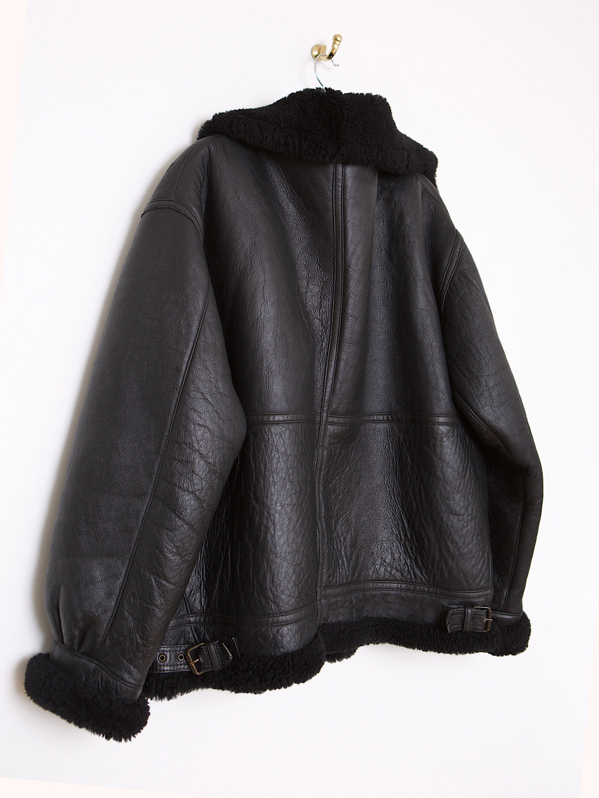 VINTAGE BLACK LEATHER SHEARLING FLYING JACKET